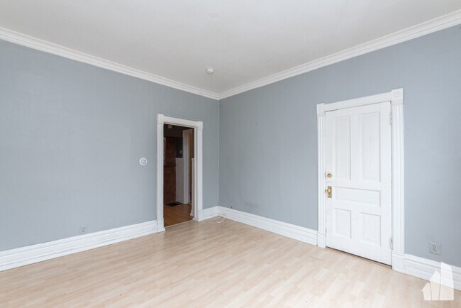 Photo - 3252 N Lakewood Ave Unidad 1