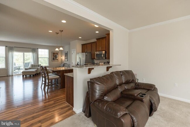 Photo - 155 Schramm Lp