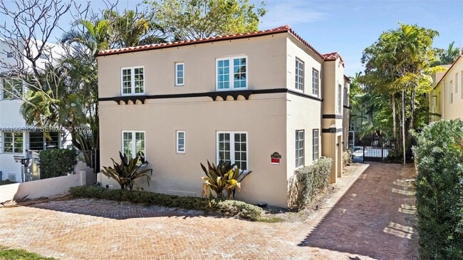 Building Photo - 1545 Meridian Ave