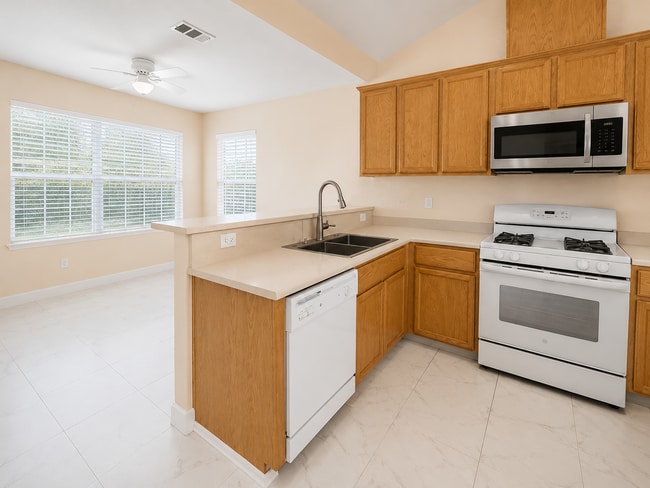 Photo - Coming soon! Beautiful single story home in Los banos