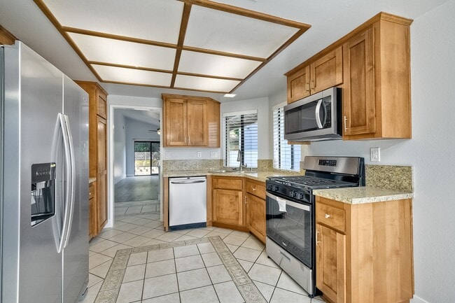 Photo - 6866 Watercourse Dr