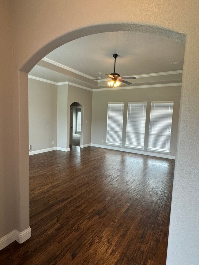 Photo - 105 Sandstone Ln