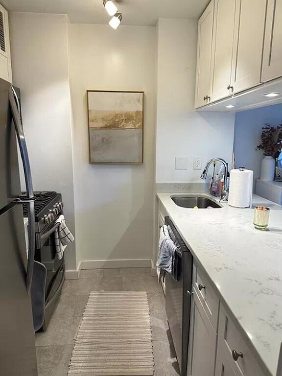 7 Lexington Ave Unit 9-U