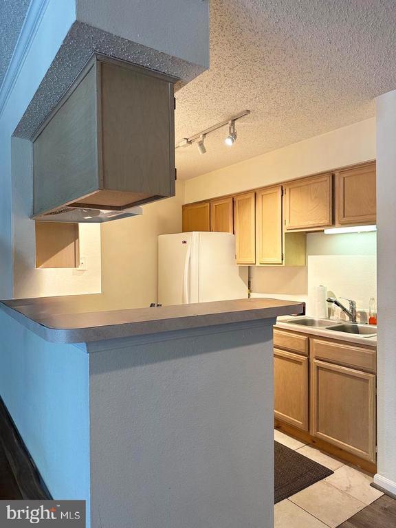 1527 Lincoln Way Unidad 104