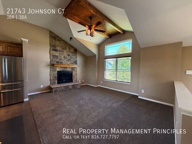 Photo - 21743 Johnson Ct