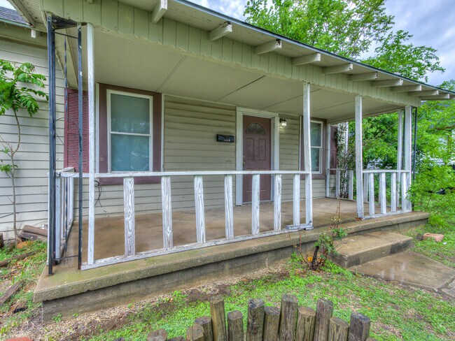 Photo - 1320 S Jensen Ave