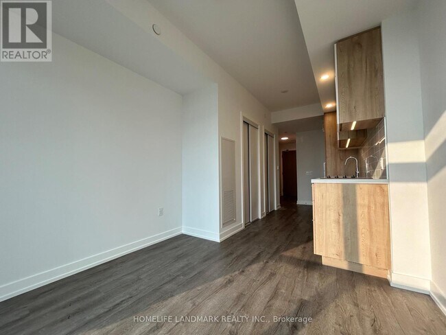 Photo - 21 Meadowdale Rd Unit 803