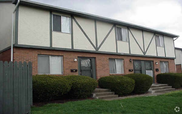 Carlton Manor - Carlton Manor Apartments