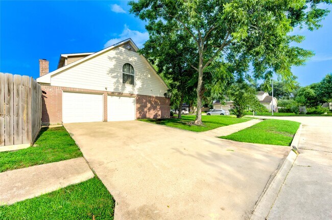 Photo - 6622 Rockergate Dr