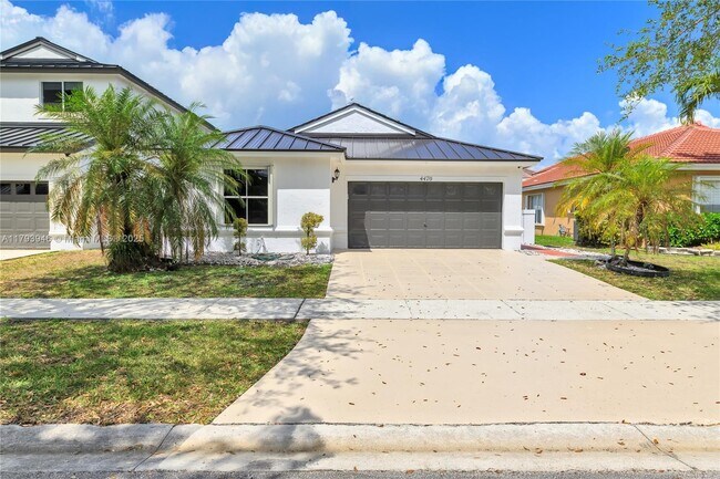 Photo - 4470 SW 153rd Ave Casa