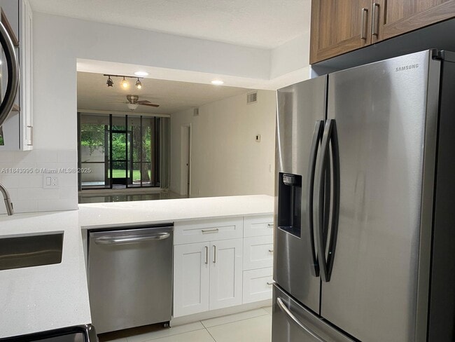 Photo - 8411 Forest Hills Dr Unit 105
