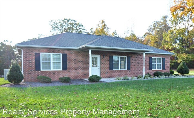 3 br, 2 bath House - 632 Waterlick Rd - 3 br, 2 bath House - 632 Waterlick Rd