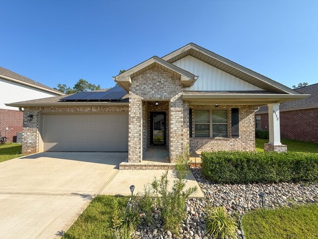 Building Photo - 4 Bedroom 2 Bath Home for Rent in Birch Run Subdivision! Energy Efficient Solar Panels to Help Lo...