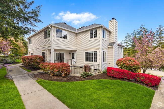 Building Photo - Spacious 2 bedroom 2.5 Townhome in Essex P...