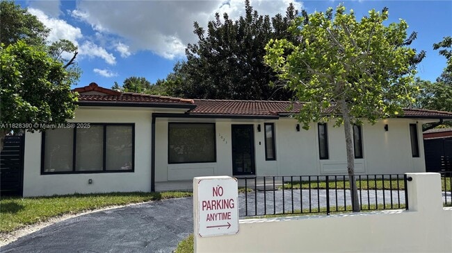 Building Photo - 1023 NW 19th Ave Rental
