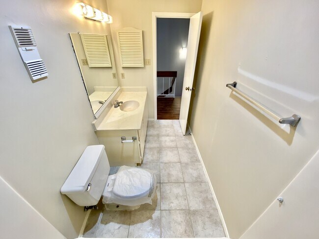 Building Photo - 8323 Wednesbury Ln Unit True