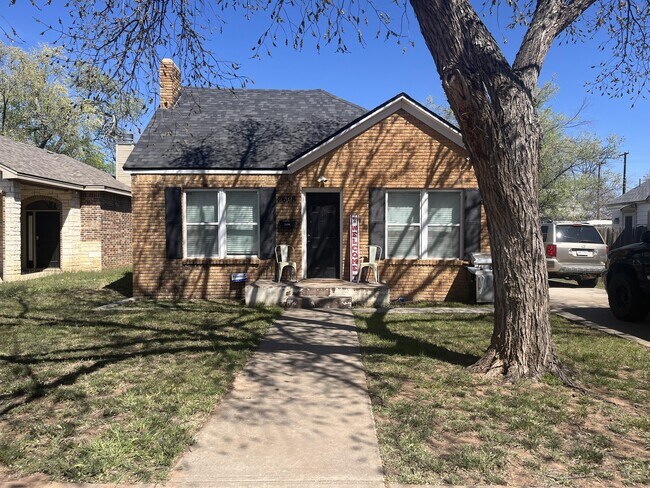 Photo - 2608 23rd St