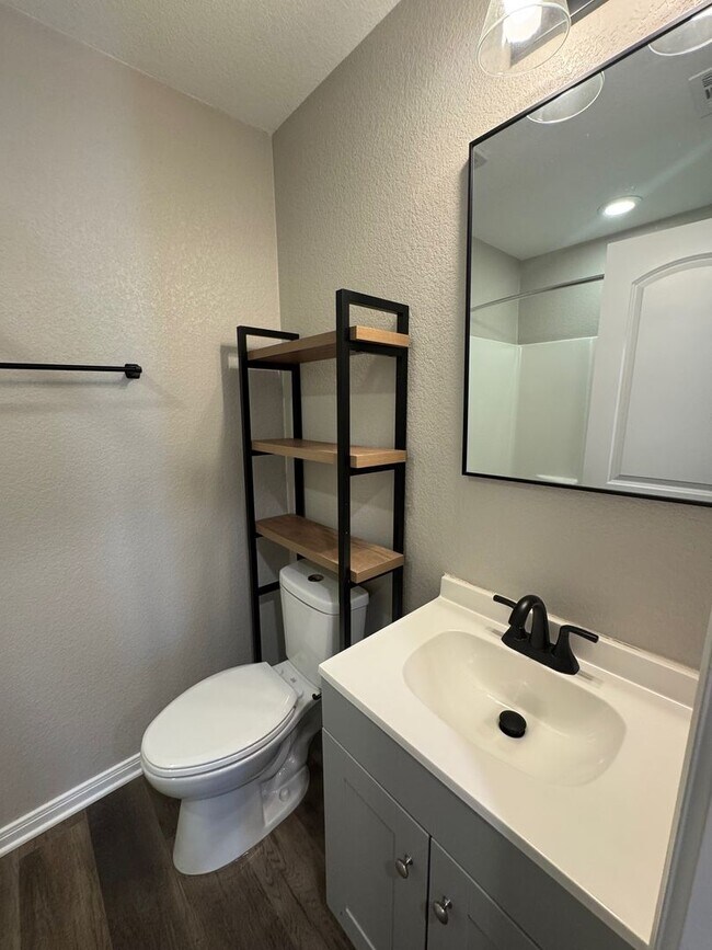 Photo - Updated 3/2 Duplex in the Heart of Waco