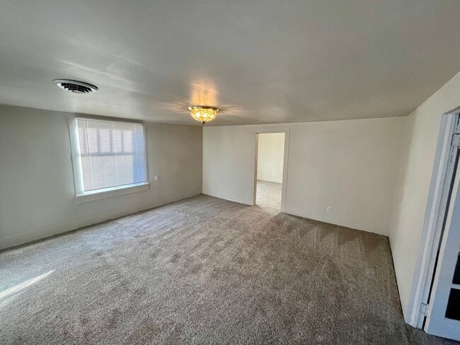 Photo - 3 Bed | 1 Bath | House