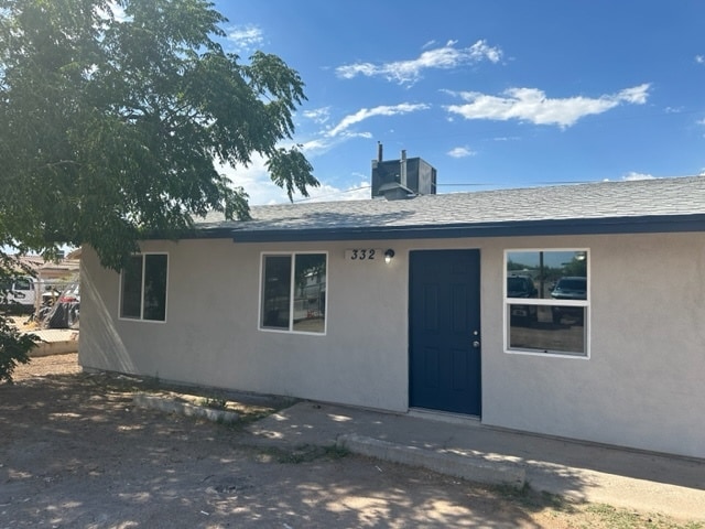 Building Photo - 332 W Wyoming St Rental