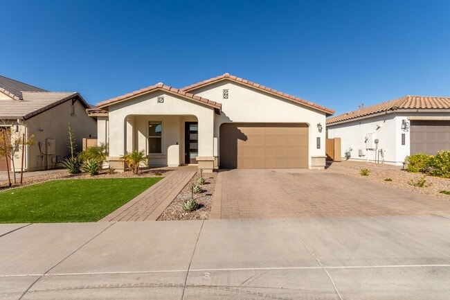 Gorgeous 4-Bedroom, 3.5-Bath Home in Peori... - Gorgeous 4-Bedroom, 3.5-Bath Home in Peori...
