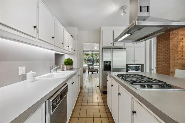 Photo - 10714 Royal Springs Dr