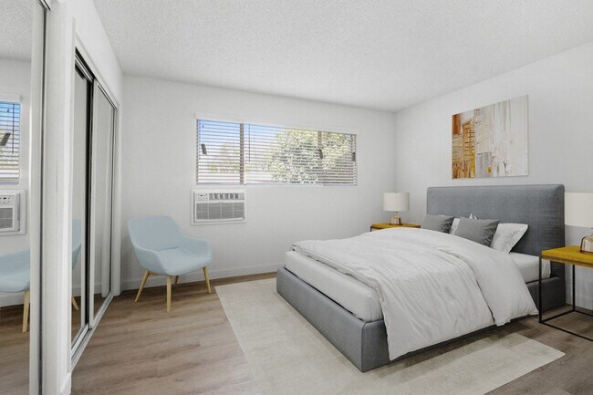 Bentley Avenue Apartments