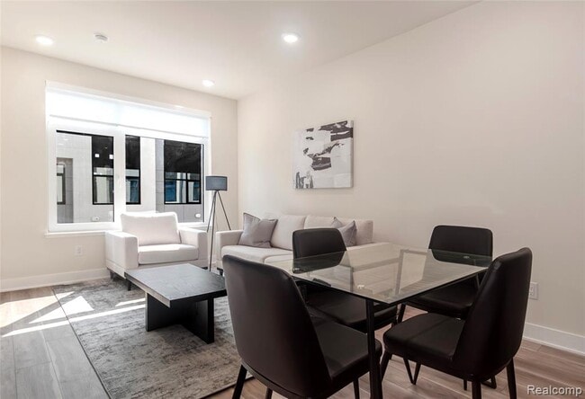 Photo - 1174 Smart Town Dr
