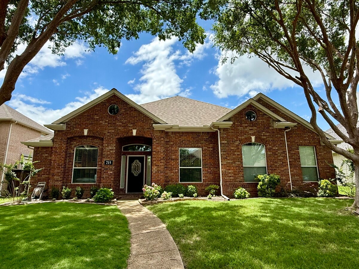 Photo - 715 Willow Ridge Ct Casa