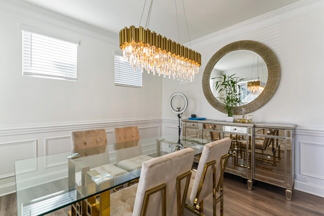 Photo - 116 Farrier Ln