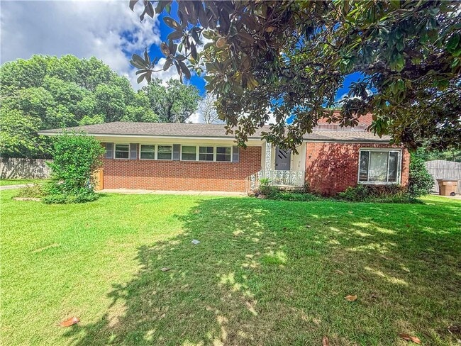 Building Photo - 2772 S Grafhill Dr Rental