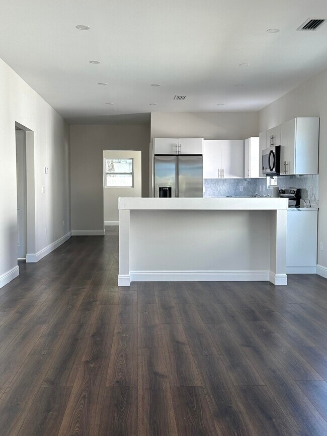 Photo - 4107 Virginia Terrace