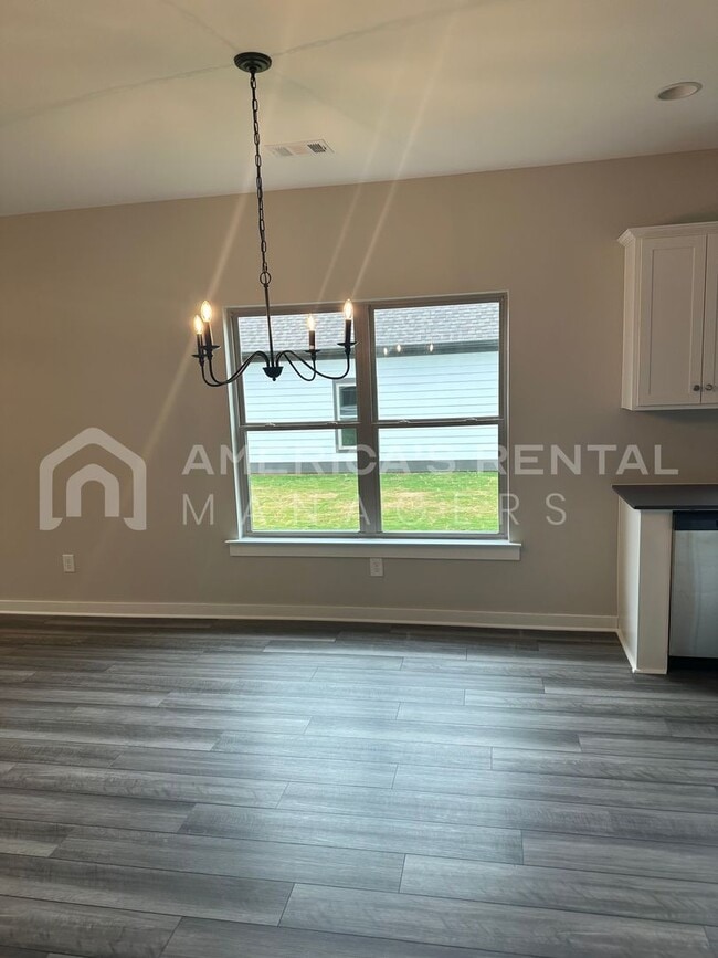 Photo - Home for Rent in Tuscaloosa, AL!!! Coming Soon!!