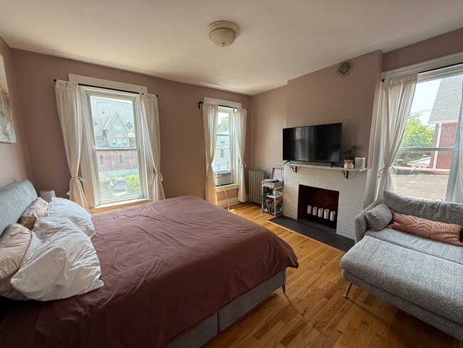 Photo - 119 Olive St