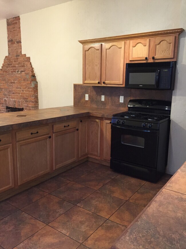 Photo - 3207 Joe Hammer Sq