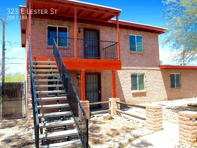 2Bed/1Bath University Area, Triplex at Sug... - 2Bed/1Bath University Area, Triplex at Sug... House