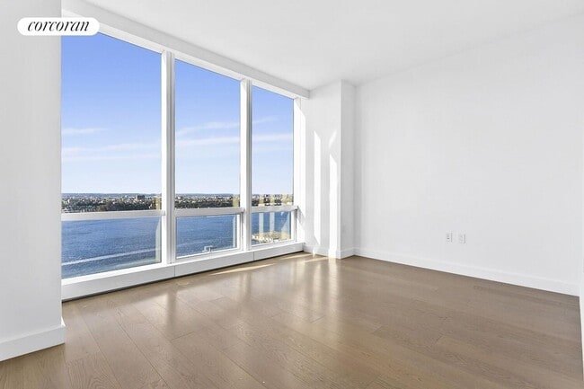 Photo - 15 Hudson Yards