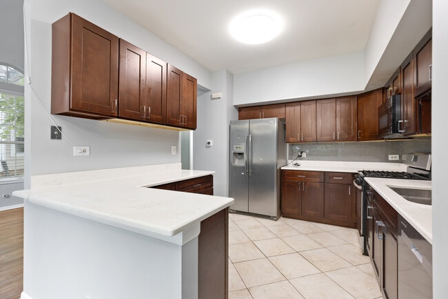 Photo - 1175 Regency Dr