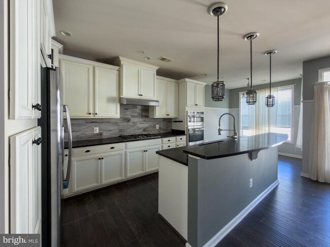 23548 Buckland Farm Terrace