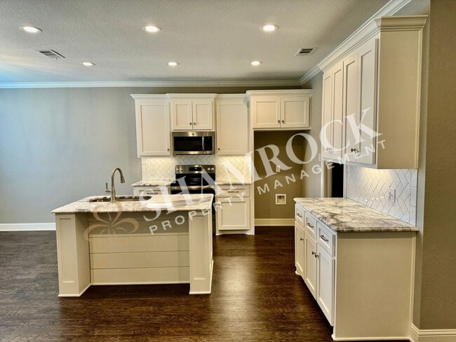 Photo - Beautiful 3/2 in Lakeland Meadows!