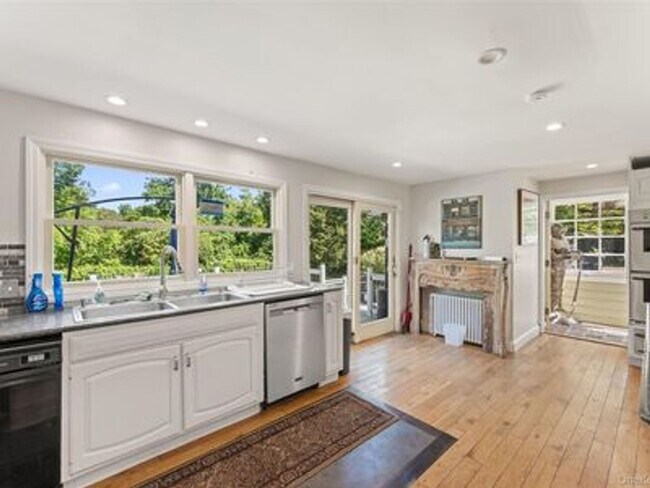 Photo - 5 Trinity Pl