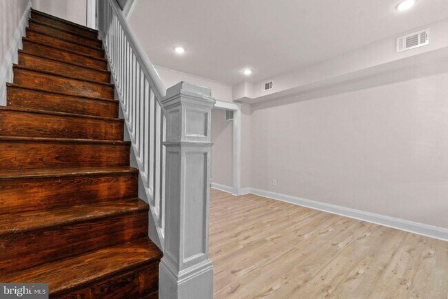 Photo - 2806 Ashland Ave