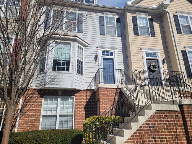 Charming 2 BR/2.5 BA Townhome in Annapolis! - Charming 2 BR/2.5 BA Townhome in Annapolis!