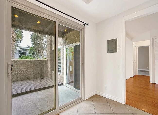 Photo - 16879 Bluewater Ln