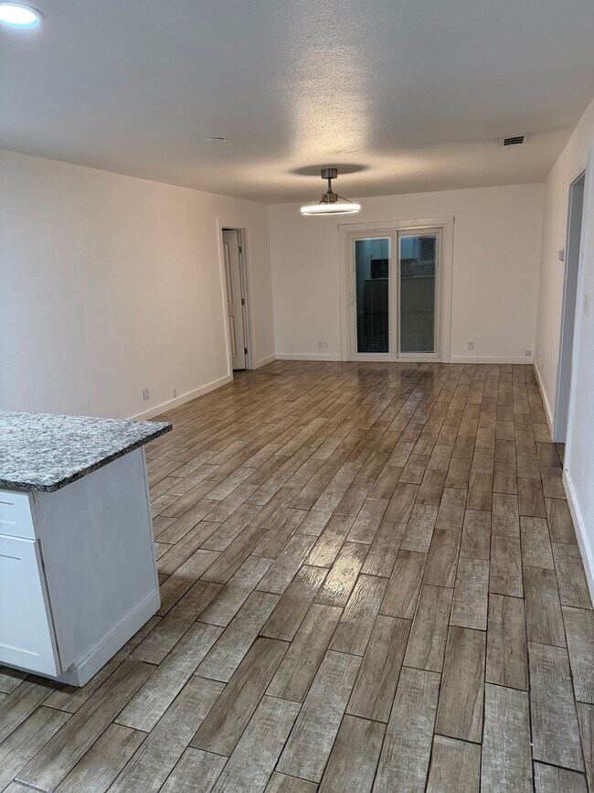 Photo - Stacey Bear Apartments