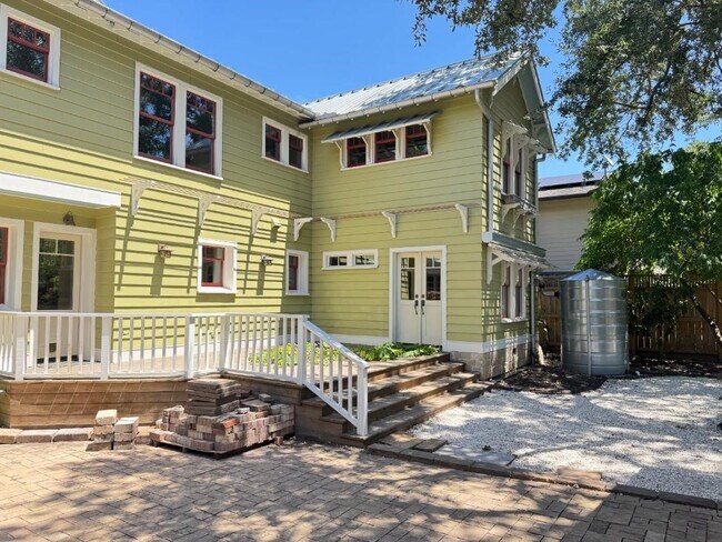 Photo - 2709 Albans Rd