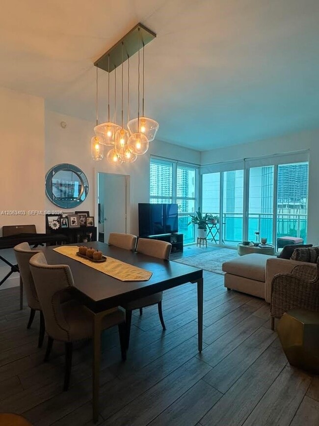 Photo - 951 Brickell Ave Unit 910
