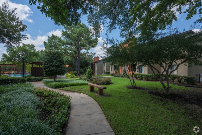 Building Photo - Derby Park Rental