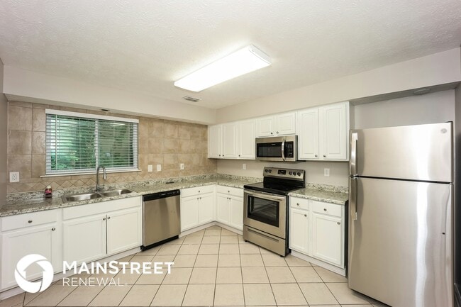 Photo - 7426 Dartmouth Ct