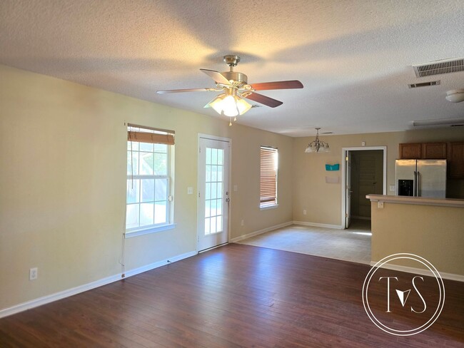 Photo - 139 Wax Myrtle Ct
